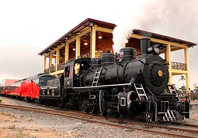 Ecuador train